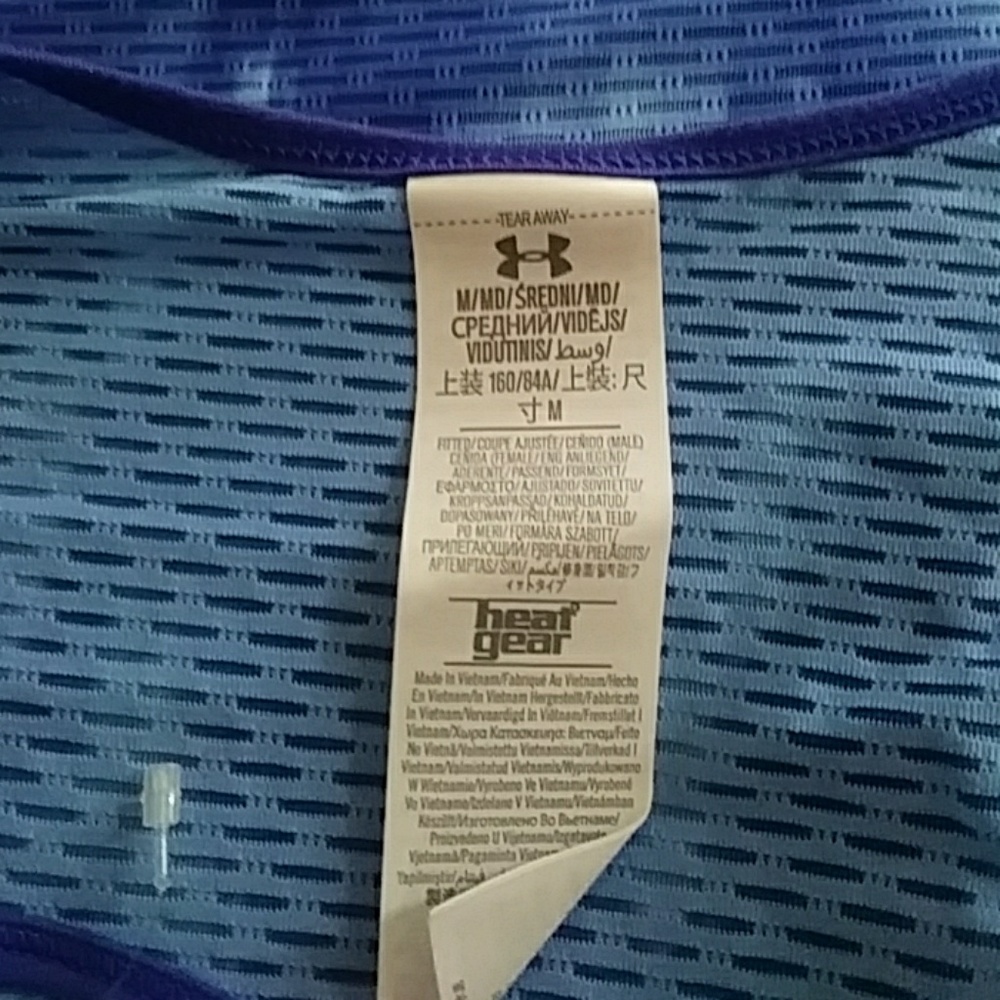 Brand New Under Armour Top - Picture 3 of 3